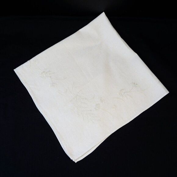 Tablecloth Vintage Unbleached Linen Hand Embroidered Beige 34 x 32 Card Table Sz - Picture 8 of 10